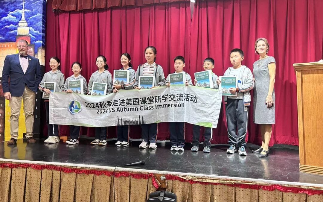 Nanjing Hexi Foreign Language School Students Step into American Classrooms
