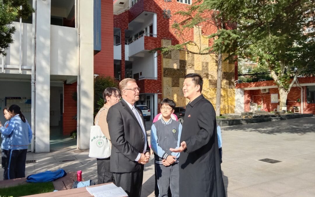 American School Districts Education Center visits Nanjing No. 54 Middle School