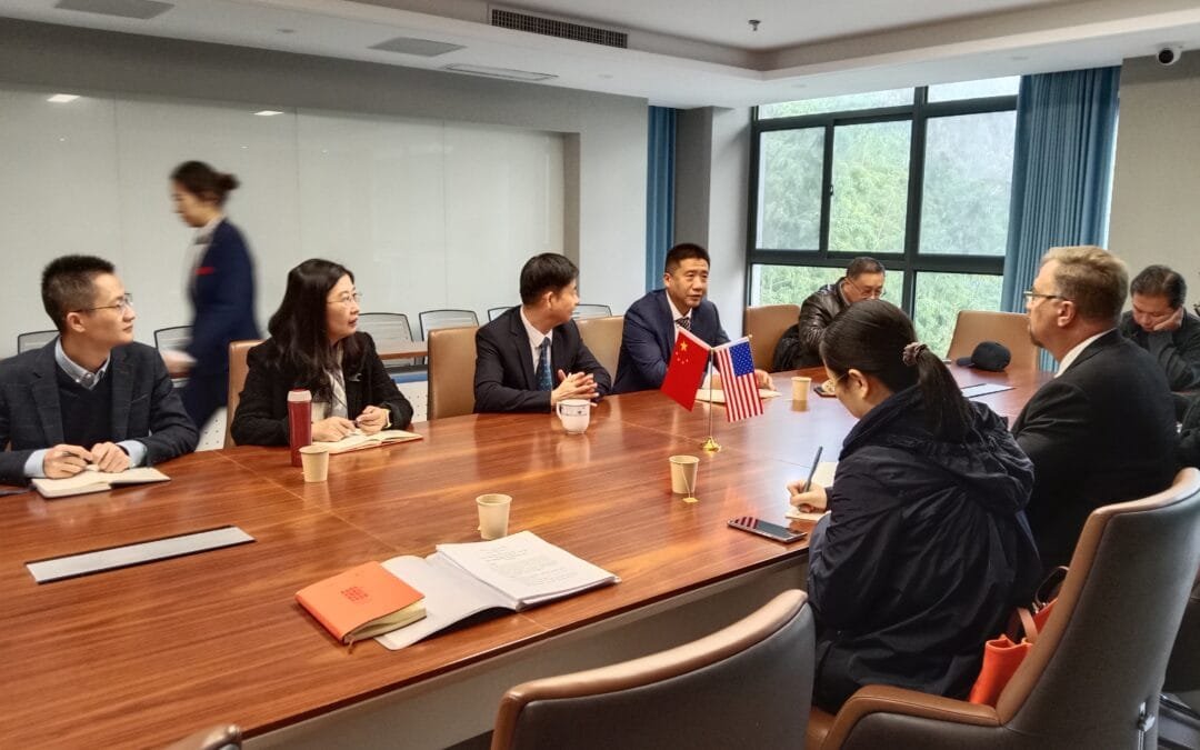 Dr. Smiley, Chair of the American School Districts Education Center, visited the Nanjing Municipal Education Bureau